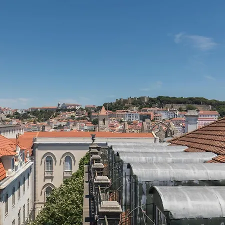 Charming Chiado 2bedr W/balcony And View * Лісабон