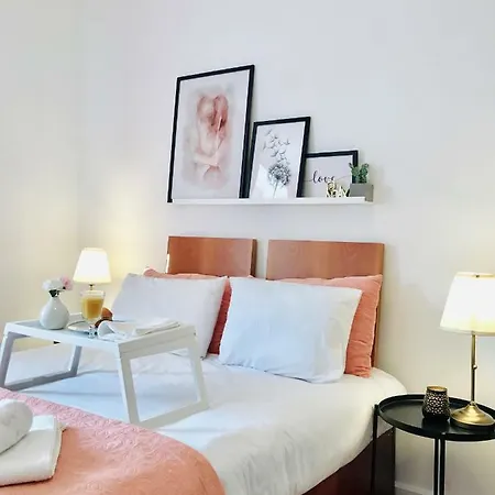 Charming Chiado 2bdr With Balcony By Lovelystay *