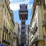 Апартаменти Charming Chiado 2bedr W/balcony And View
